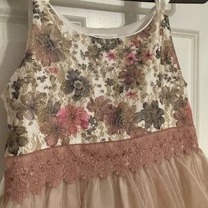 Girls size 14 dress. Casual or formal